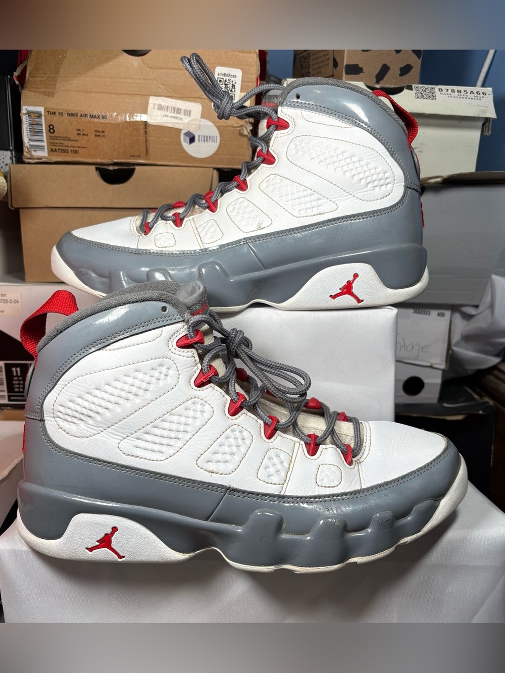 Size 8.5 - Jordan 9 Retro Mid Fire Red